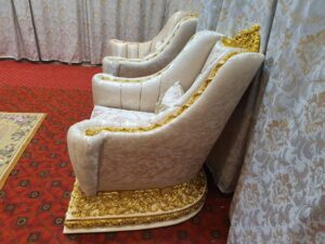 Alexandra Classic Salon
