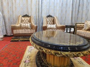 Alexandra Classic Salon