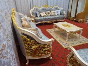 Aurelia Classic salon