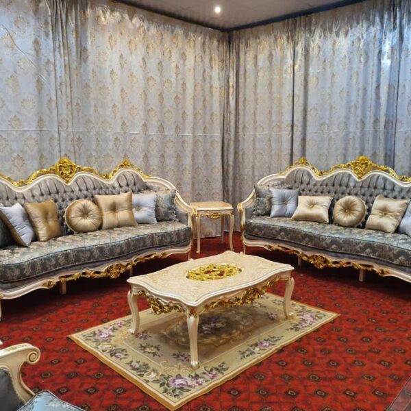 Aurelia Classic salon