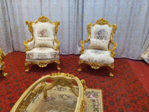 Gothic Splendor salon Set