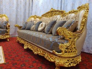 Grand Versailles Luxury salon