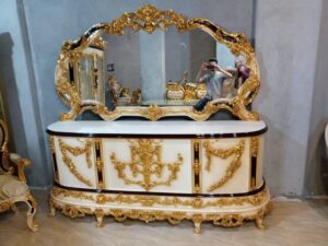 Opulent Palace dining room