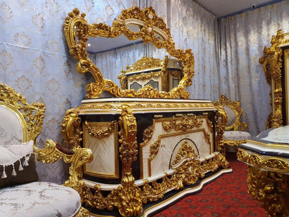 French Grace dining room