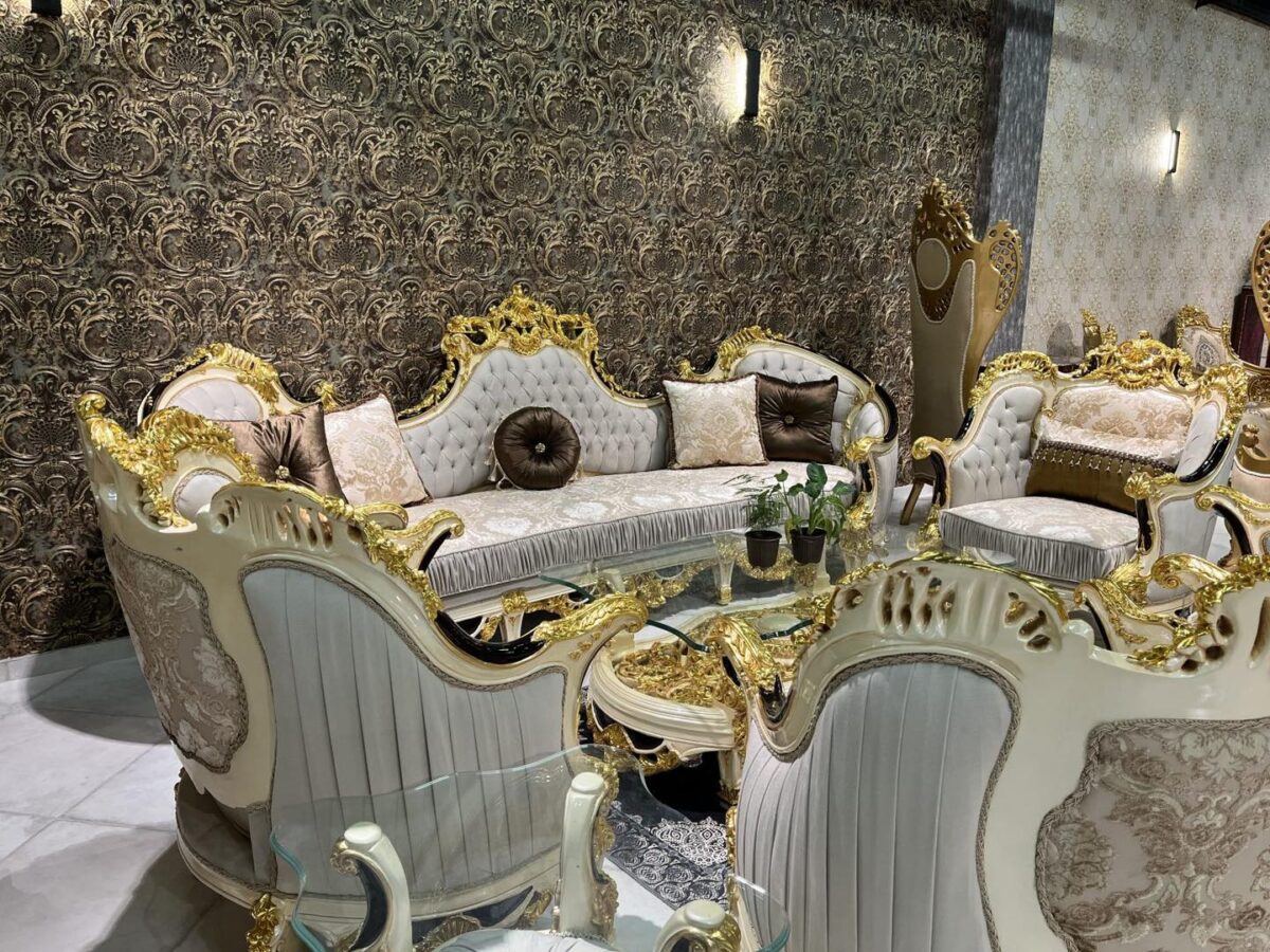 Renaissance Regal Salon